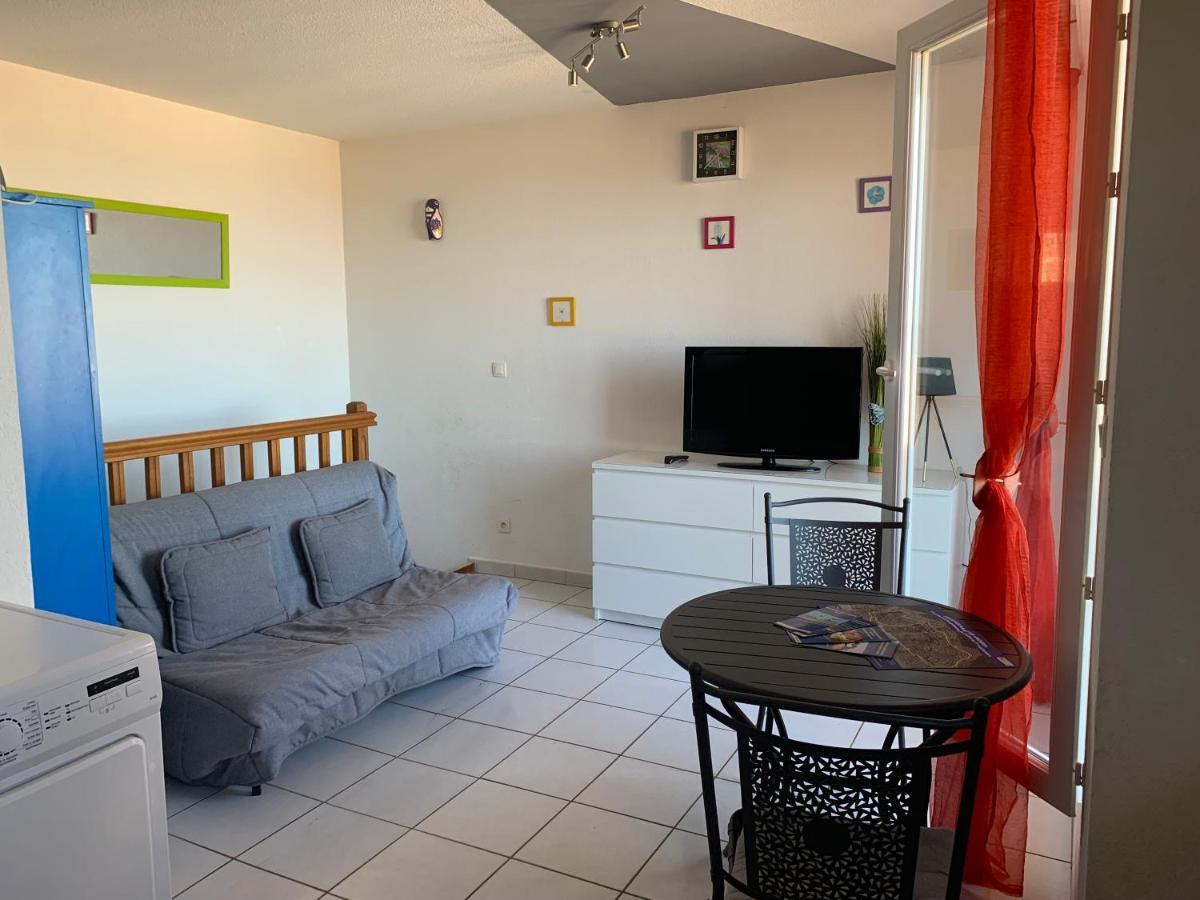 Saint-Pierre-la-Mer  T3 Vue Mer Et Plage, Avec Wifi Et Parking מראה חיצוני תמונה