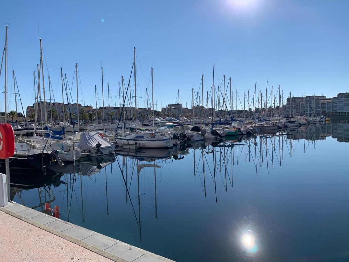 Saint-Pierre-la-Mer  T3 Vue Mer Et Plage, Avec Wifi Et Parking מראה חיצוני תמונה