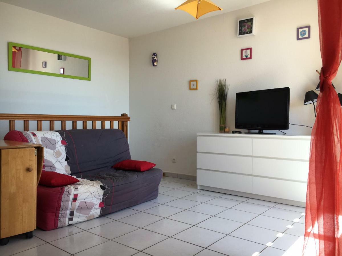 Saint-Pierre-la-Mer  T3 Vue Mer Et Plage, Avec Wifi Et Parking מראה חיצוני תמונה